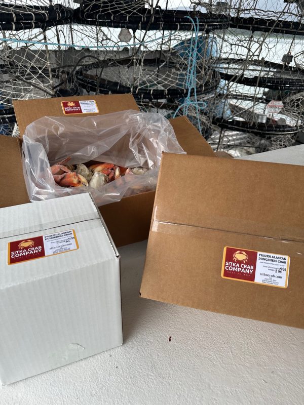 8 pounds Dungeness crab (12-14 clusters = appx. 8 pounds) feeds 5-6 hungry people crab are packed into a small box that snuggly fits in your 50# fish box